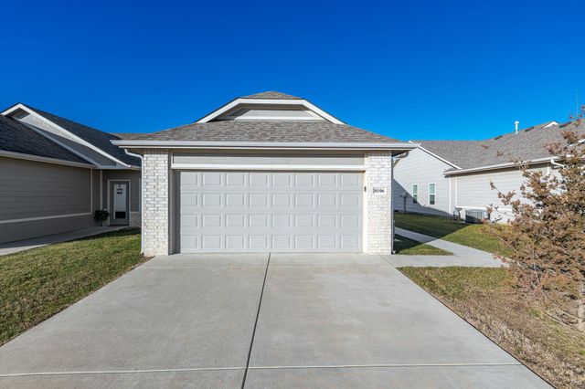 8104-8106 E 34th Ct S, Wichita, KS 67210