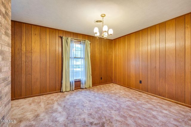 105 Wimberly Way, Bristol, TN 37620