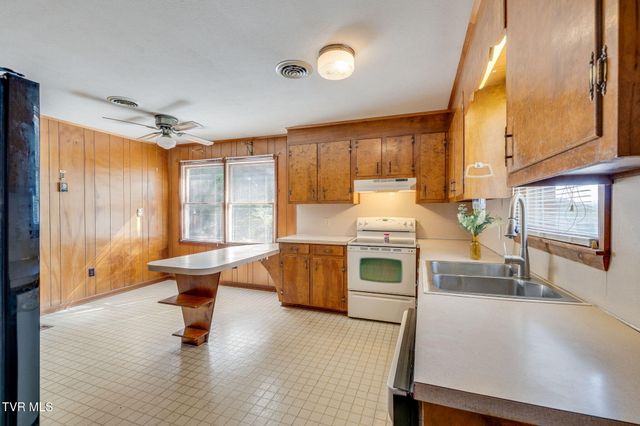 105 Wimberly Way, Bristol, TN 37620