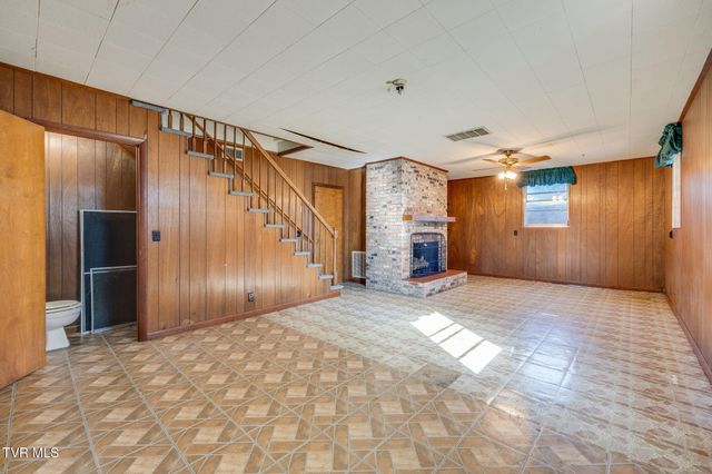 105 Wimberly Way, Bristol, TN 37620