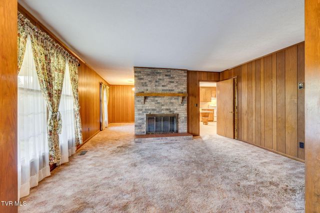 105 Wimberly Way, Bristol, TN 37620