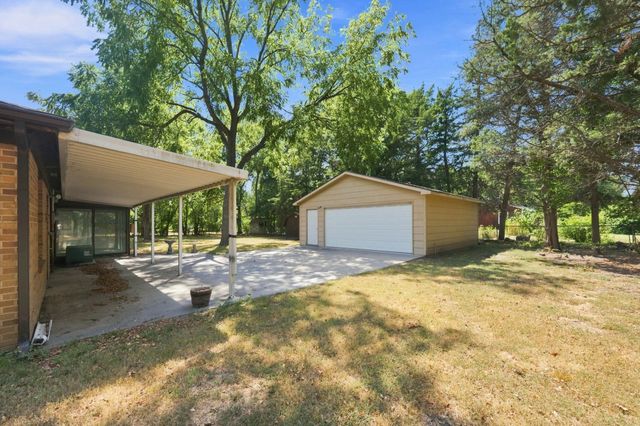 3259 N Coolidge Ave, Wichita, KS 67204