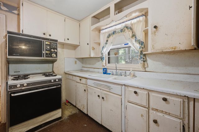 3259 N Coolidge Ave, Wichita, KS 67204