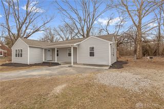 4534 N Fairgreen Avenue, Dayton, OH 45416