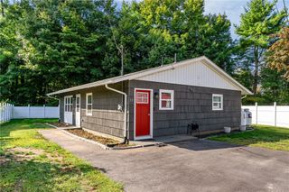 17 Paige Drive, Coventry, RI 02816