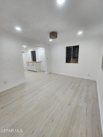 8165 JOSEPHINE Circle, El Paso, TX 79907