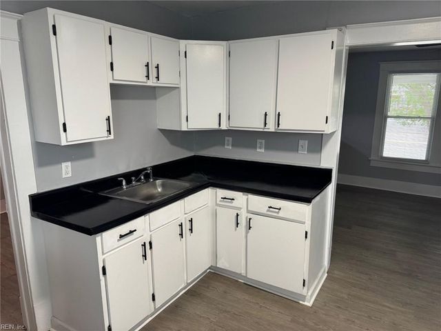 2712 Kecoughtan RD, Hampton, VA 23661