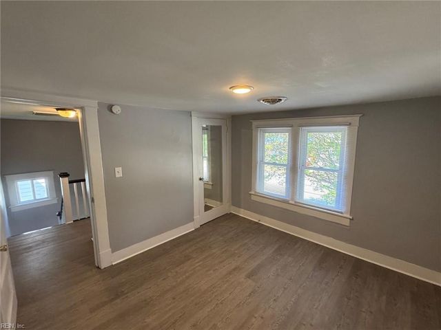 2712 Kecoughtan RD, Hampton, VA 23661