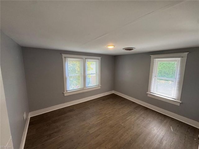 2712 Kecoughtan RD, Hampton, VA 23661