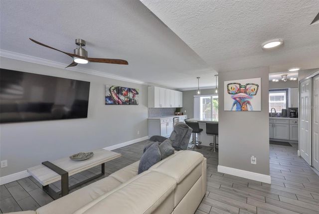 2011 S CAROLINA AVENUE, Tampa, FL 33629