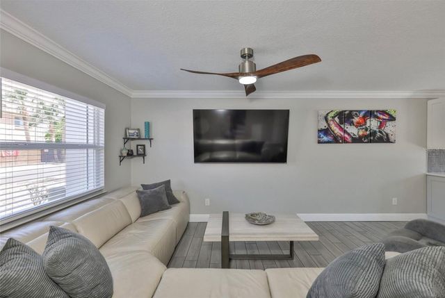 2011 S CAROLINA AVENUE, Tampa, FL 33629