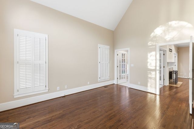 711 Chattahoochee Place, Gainesville, GA 30506