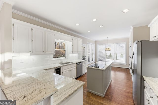 711 Chattahoochee Place, Gainesville, GA 30506
