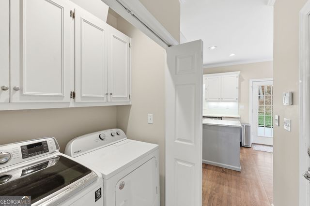 711 Chattahoochee Place, Gainesville, GA 30506