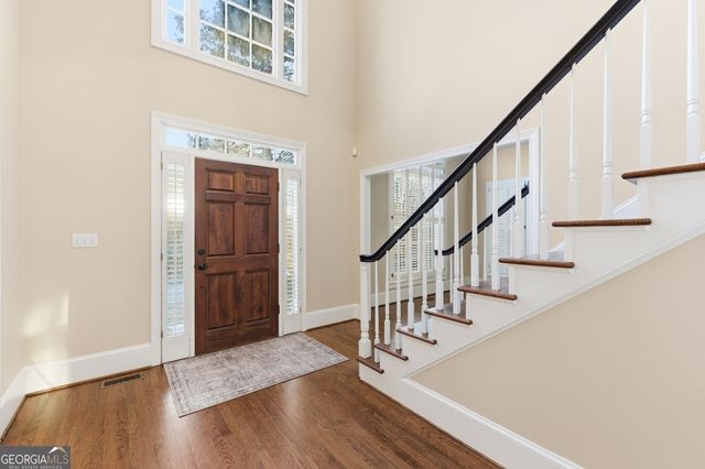 711 Chattahoochee Place, Gainesville, GA 30506