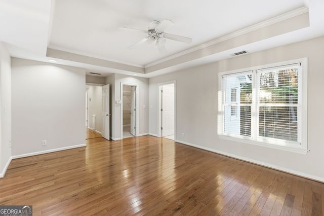 711 Chattahoochee Place, Gainesville, GA 30506