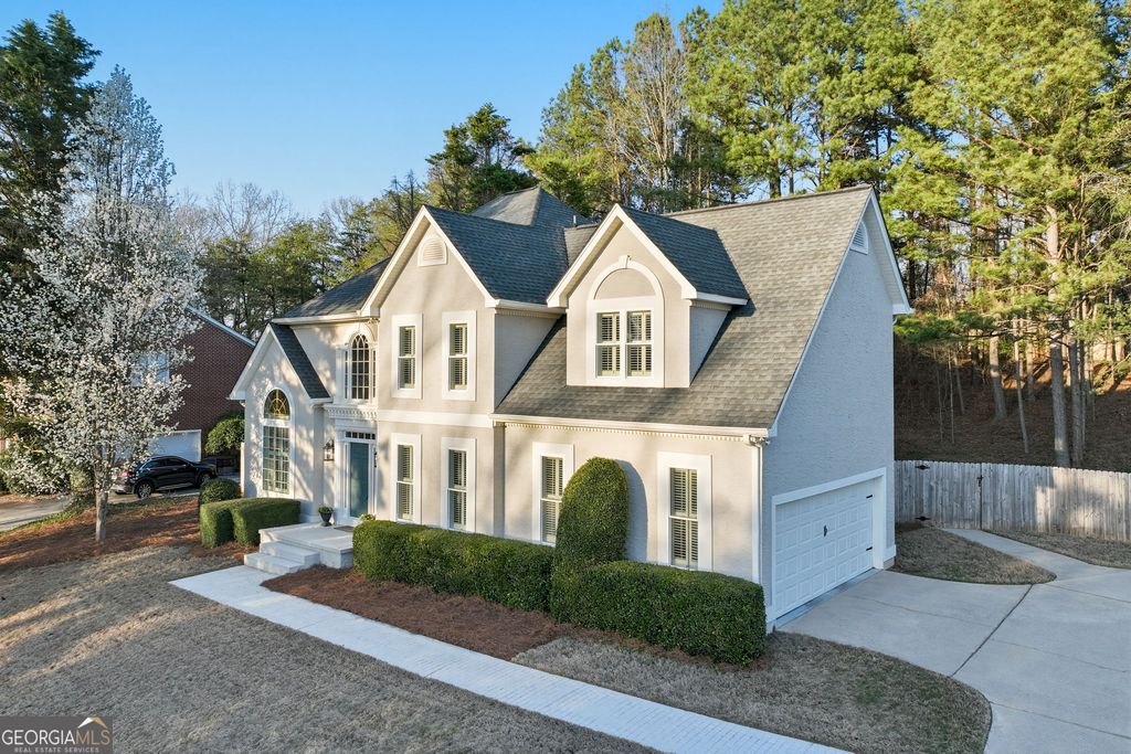 711 Chattahoochee Place, Gainesville, GA 30506
