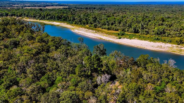 614 River Lakes Rd, Goodrich, TX 77335