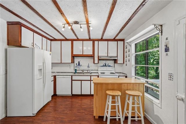 3045 Richmond Road, Woodstock, GA 30189