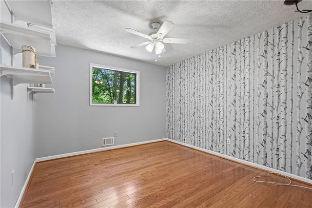 3045 Richmond Road, Woodstock, GA 30189