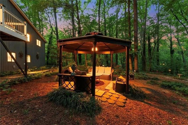 3045 Richmond Road, Woodstock, GA 30189