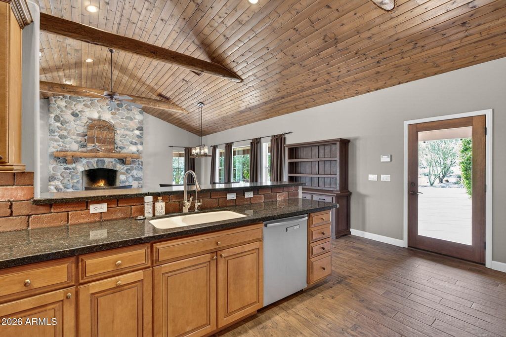Image 25 of property listing at 28624 N 141st Street, Scottsdale, AZ 85262