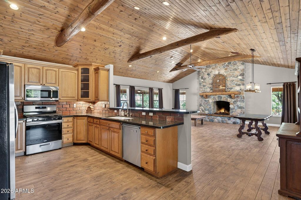 Image 26 of property listing at 28624 N 141st Street, Scottsdale, AZ 85262