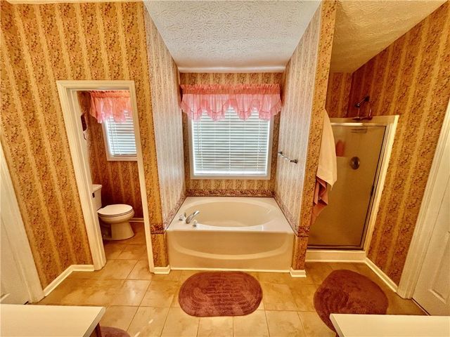 19 Meadow Crest Court, Powder Springs, GA 30127