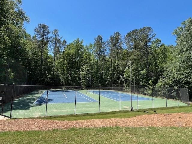 19 Meadow Crest Court, Powder Springs, GA 30127