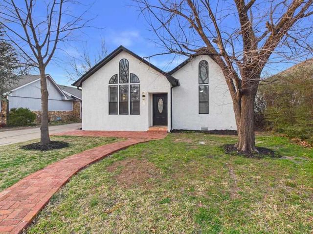 1129 NW Maple Ave, Lawton, OK 73507