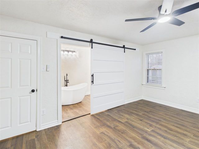 1129 NW Maple Ave, Lawton, OK 73507