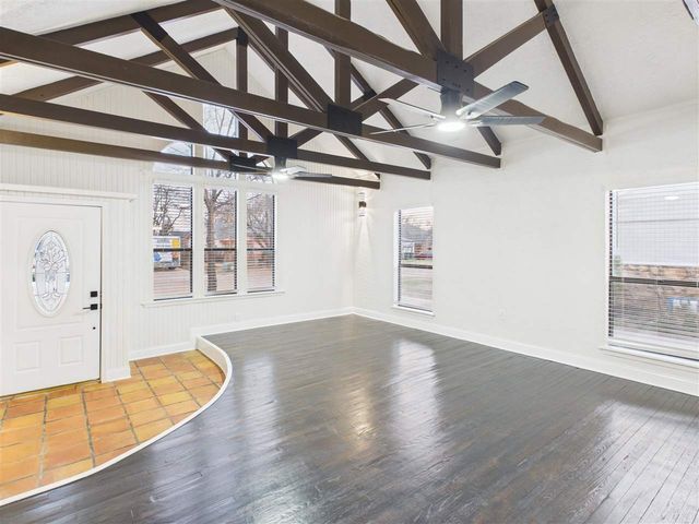 1129 NW Maple Ave, Lawton, OK 73507