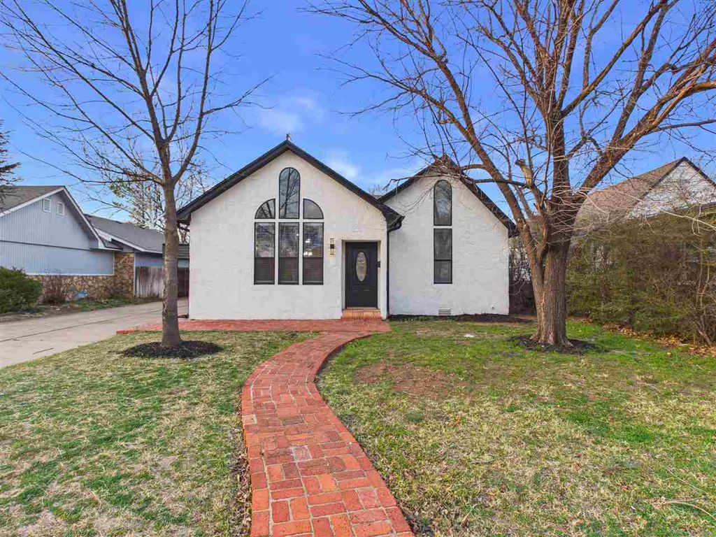 1129 NW Maple Ave, Lawton, OK 73507