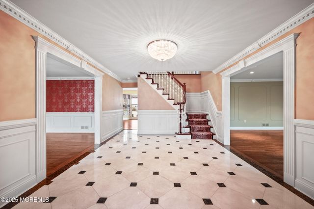 41 Thomas Drive, Manalapan, NJ 07726