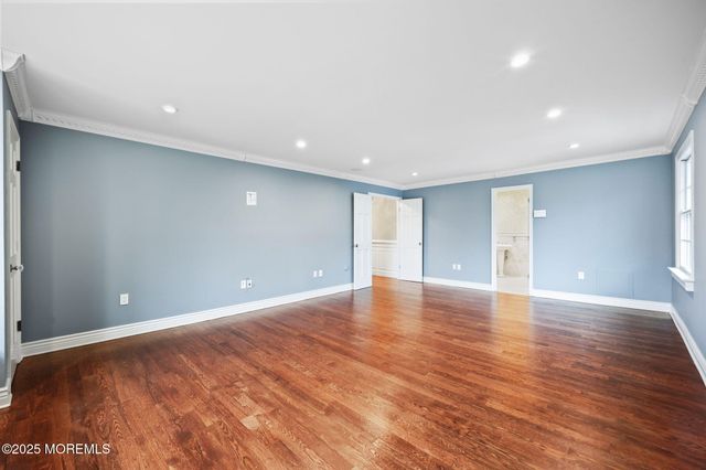 41 Thomas Drive, Manalapan, NJ 07726