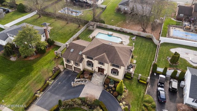 41 Thomas Drive, Manalapan, NJ 07726
