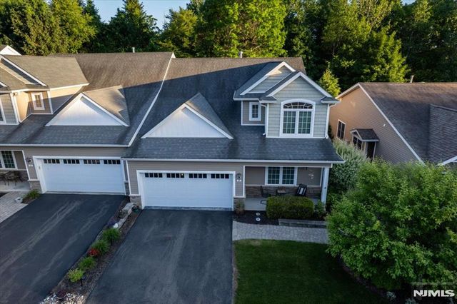 6 Westminster Way, Pomona, NY 10970