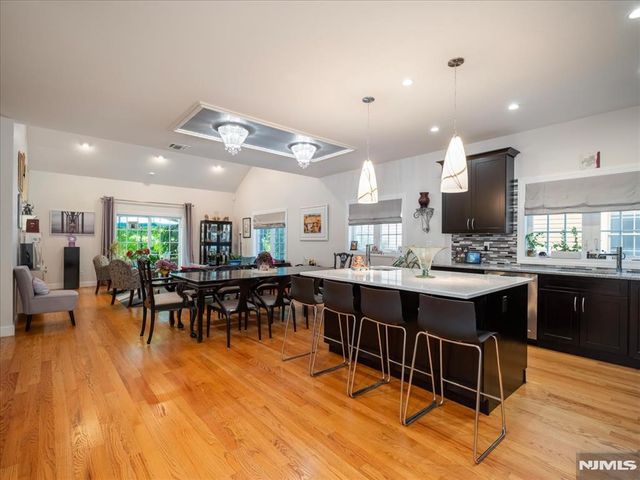 6 Westminster Way, Pomona, NY 10970