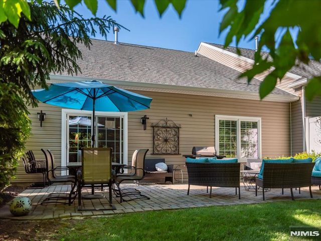 6 Westminster Way, Pomona, NY 10970