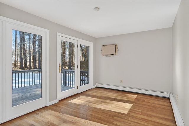 10 Independence Dr, Burlington, MA 01803