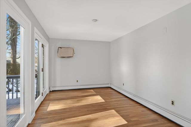 10 Independence Dr, Burlington, MA 01803