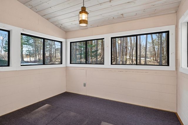 10 Independence Dr, Burlington, MA 01803