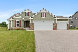 5832 Thornapple River Drive, Grand Rapids, MI 49512