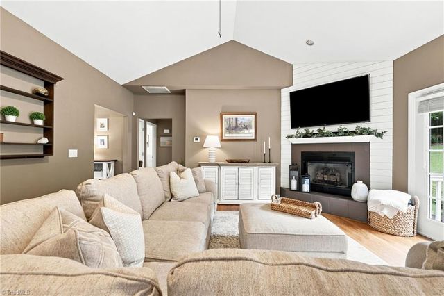 7502 Summersun Drive, Browns Summit, NC 27214