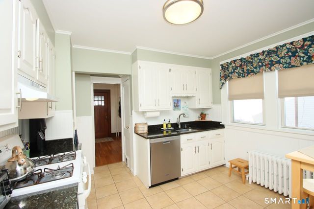 26 Essex Street, Fairfield, CT 06825