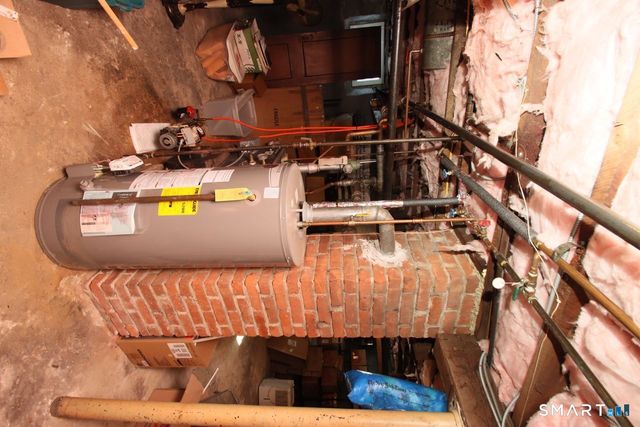 26 Essex Street, Fairfield, CT 06825