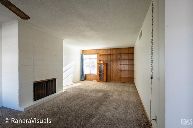 3901 Noel Pl., Bakersfield, CA 93306