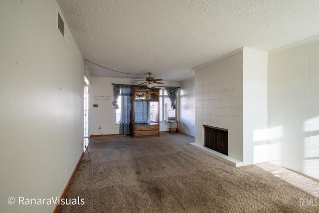 3901 Noel Pl., Bakersfield, CA 93306