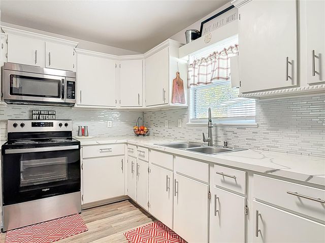 1875 OLD DAYTONA ROAD, Deland, FL 32724