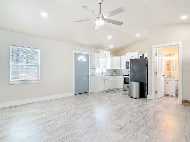 1875 OLD DAYTONA ROAD, Deland, FL 32724